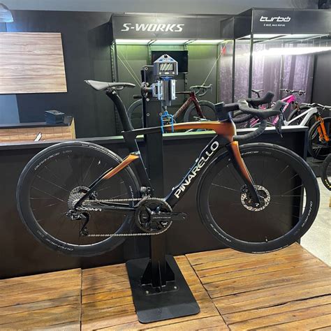 Pinarello Dogma F 2025 Shimano Dura.